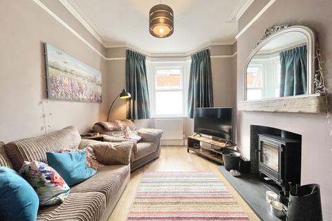 8 Church Path Road, Exeter, EX2 9DF
