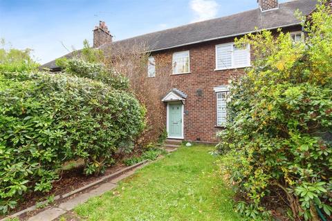 28 Barnfield, Stoke-on-trent, ST4 5JE