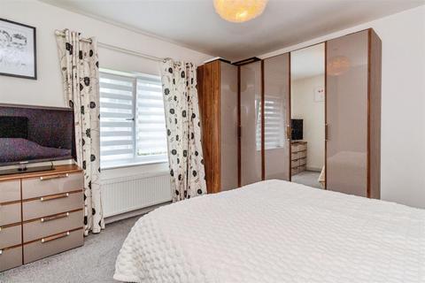 28 Barnfield, Stoke-on-trent, ST4 5JE