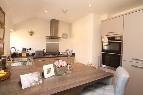 2 bedroom flat for sale, Willow Avenue, Steeton, BD20