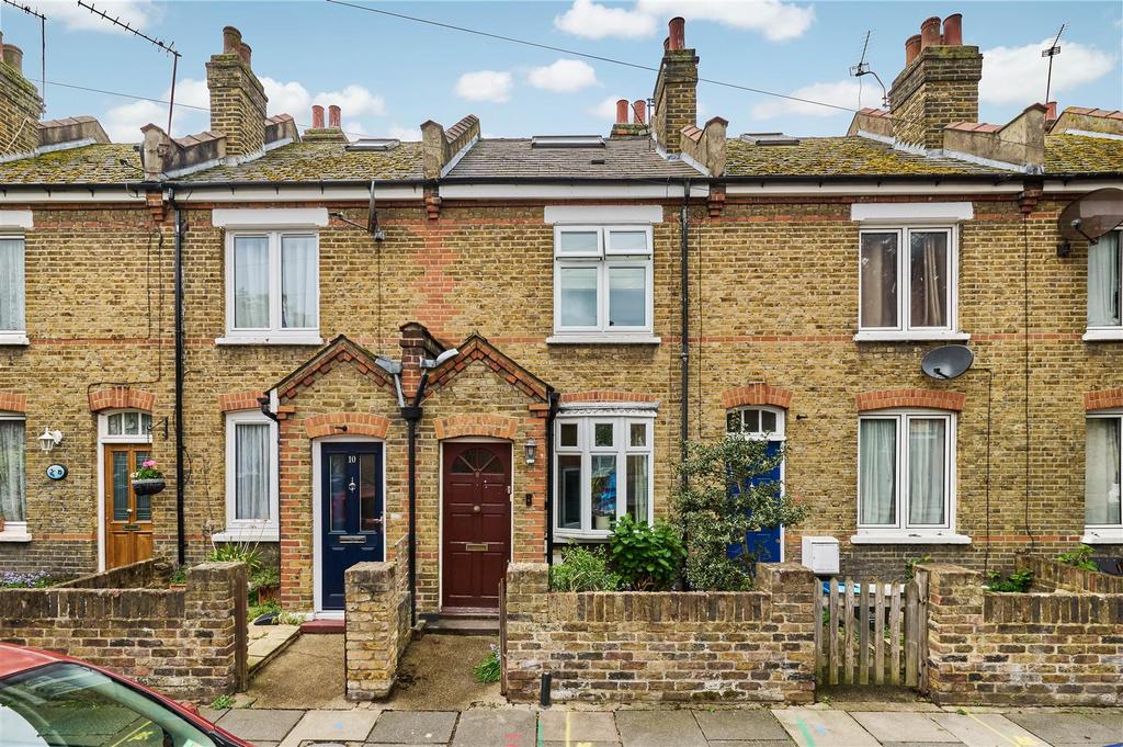 James Anderson - Alexandra Road London  SW14 8 DN 1