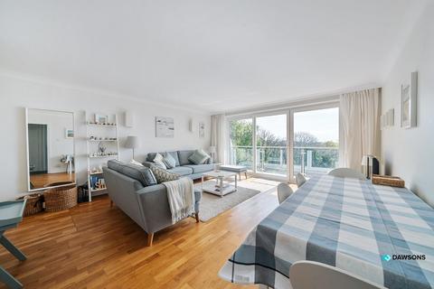 2 bedroom apartment for sale, Highcliffe Court, Langland, Swansea