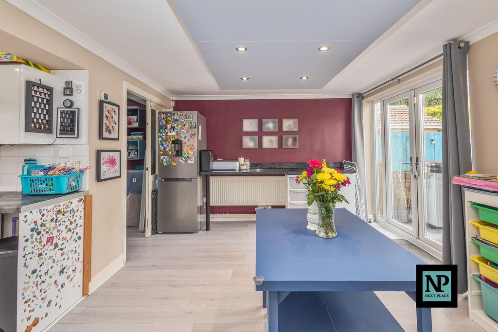 Kitchen Dining room