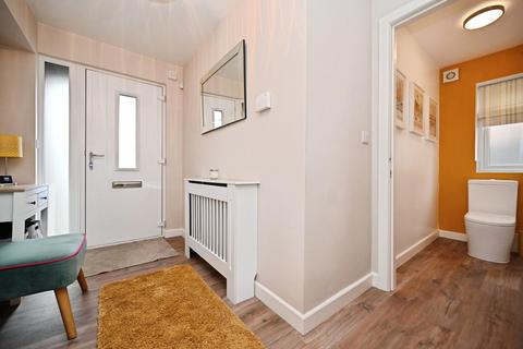 5 Fieldhead Drive, Guiseley, Leeds, LS20 8DX