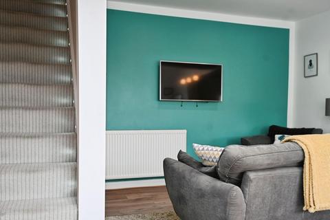 5 Fieldhead Drive, Guiseley, Leeds, LS20 8DX