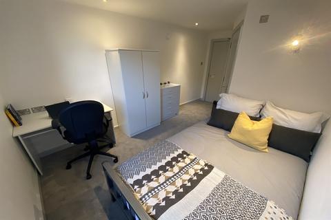 1 bedroom in a house share to rent, Mooregate House, Middle Street, NG9 1FX