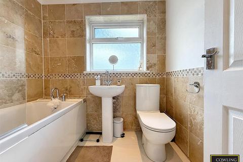 undefined, Bridge Road, Wickford