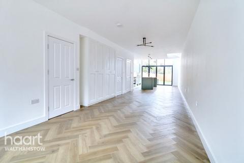 4 bedroom terraced house for sale, Aubrey Road, Walthamstow