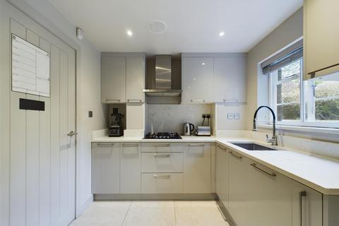 3 bedroom apartment for sale, Brookland Rise, London NW11