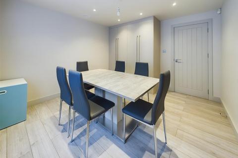 3 bedroom apartment for sale, Brookland Rise, London NW11
