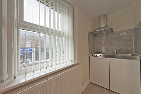 undefined, Bell Road, Hounslow TW3