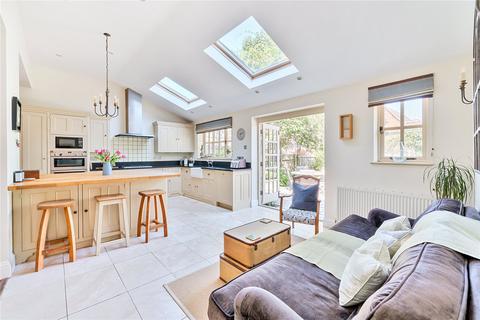 57 Hare Lane, Claygate, Esher, KT10 0QX