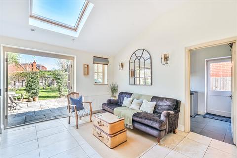 57 Hare Lane, Claygate, Esher, KT10 0QX