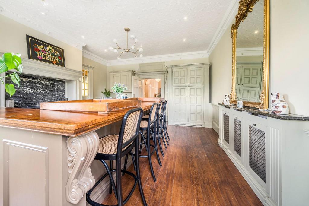 Dining Kitchen