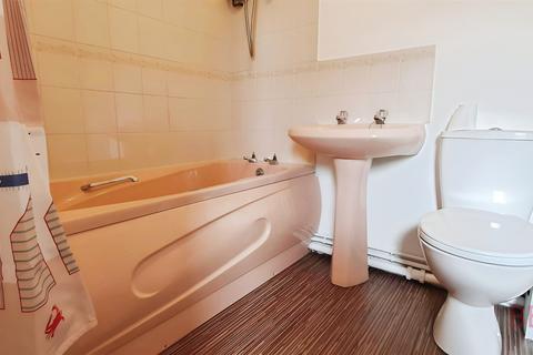 1 bedroom flat for sale, Castle Brewery Court, Newark, NG24