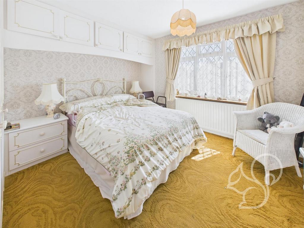 Principle bedroom
