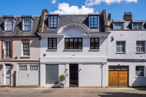 39 Devonshire Place Mews, London, W1G 6DD
