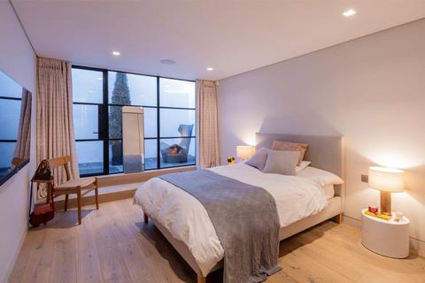 39 Devonshire Place Mews, London, W1G 6DD