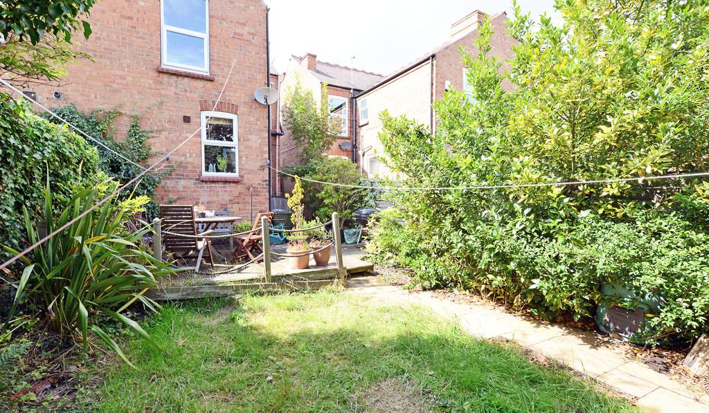 House-1-Garden-03