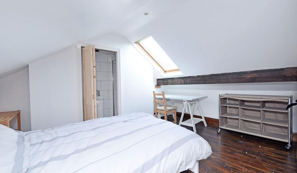 House-1-Bedroom-07