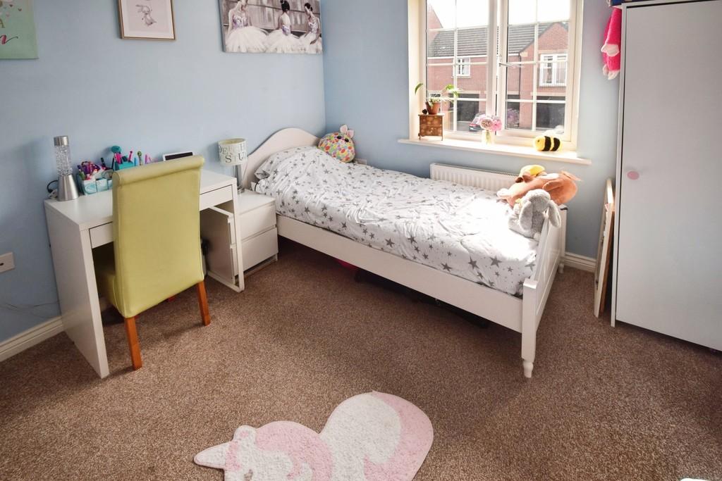65e90f6c-Bedroom 202