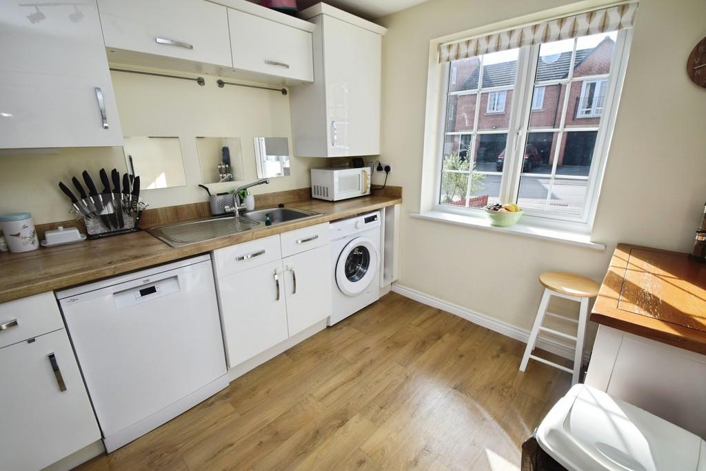 1ce0b65a-Kitchen 201
