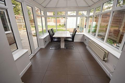 4 bedroom detached house for sale, Clifton Crescent, Solihull B91