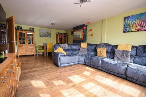 4 bedroom detached house for sale, Clifton Crescent, Solihull B91