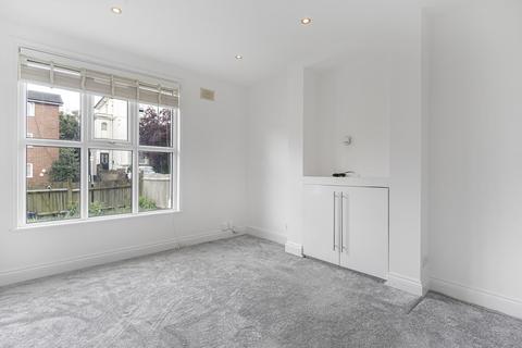 1 bedroom ground floor flat for sale, Elgin Road, East Croydon