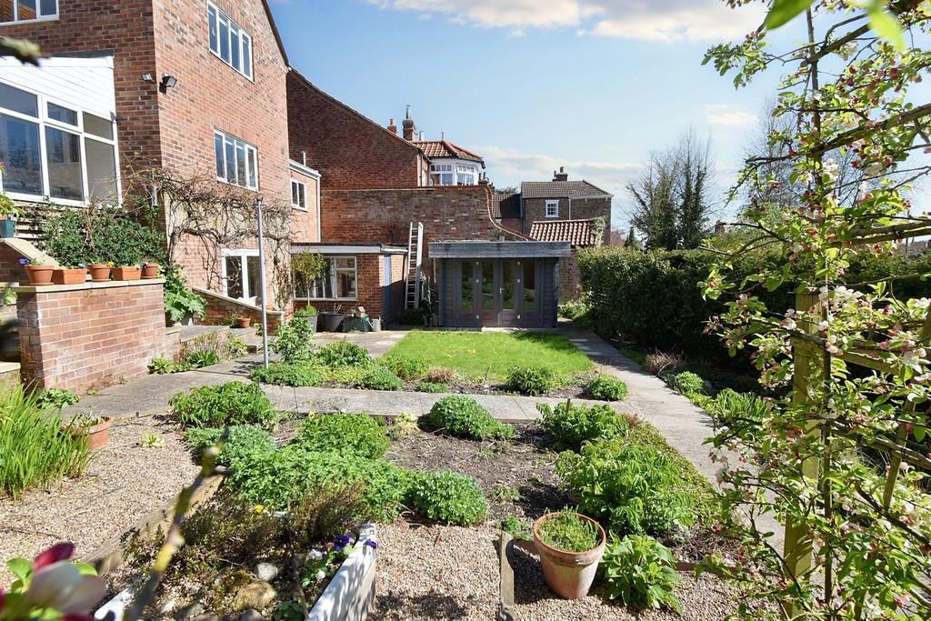 Grays court (22)