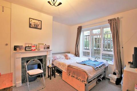 3 bedroom terraced house for sale, Stephens Road, Brighton