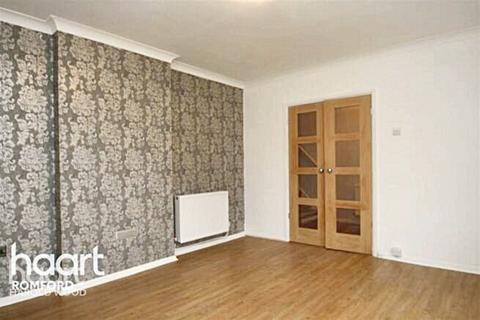 56 Dartfields, Romford, RM3 8DQ