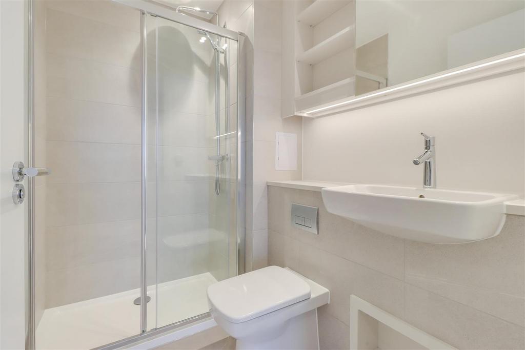 81-ENSUITE.jpg