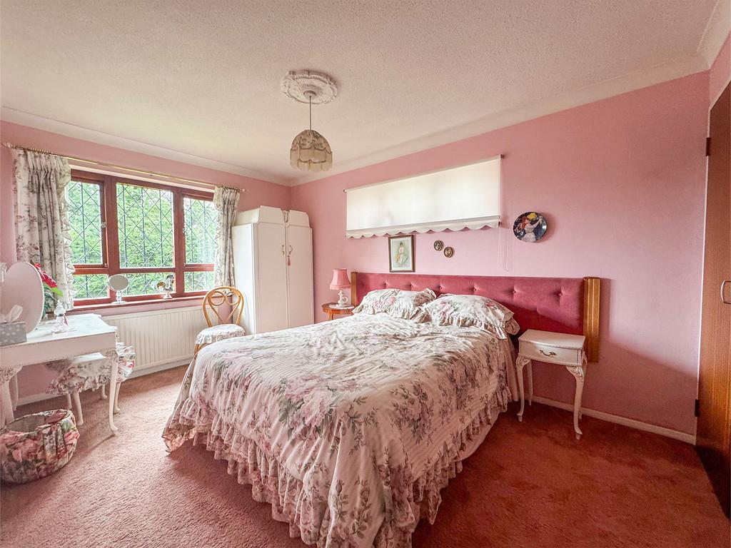 Bed2