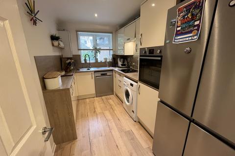 2 bedroom ground floor flat for sale, 34 Surrey Road, Westbourne