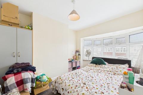 4 Avondale Gardens, Hartlepool, TS24 8NH