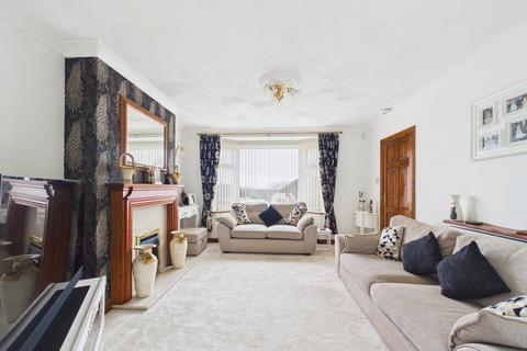 3 bedroom semi-detached house for sale, Aylesbury Crescent, City Of Plymouth PL5
