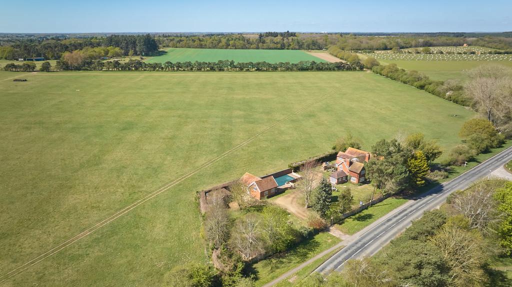 Parkside Weeting 2704250006