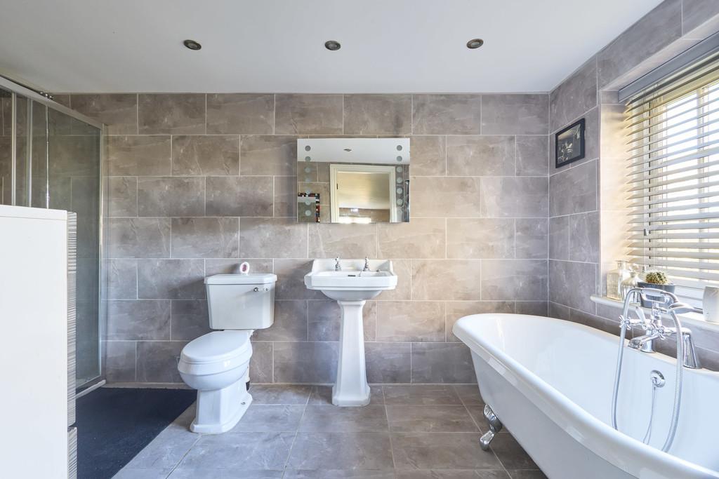 Parkside Weeting 2704250052