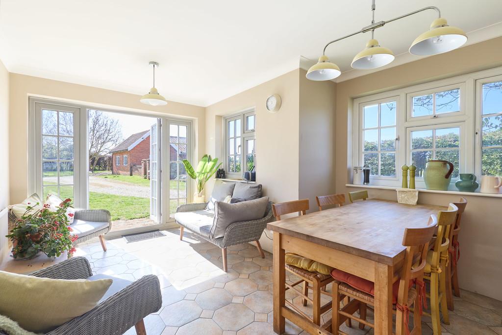 Parkside Weeting 2704250020