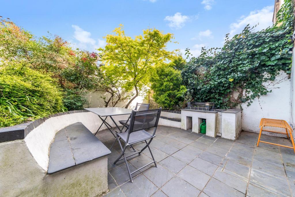TOM 3816.jpg