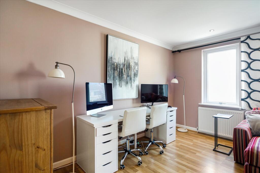 Lounge to study area