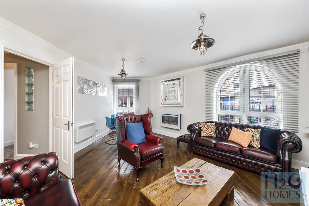 Portside Flat 2-011