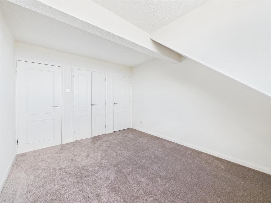 Bedroom: