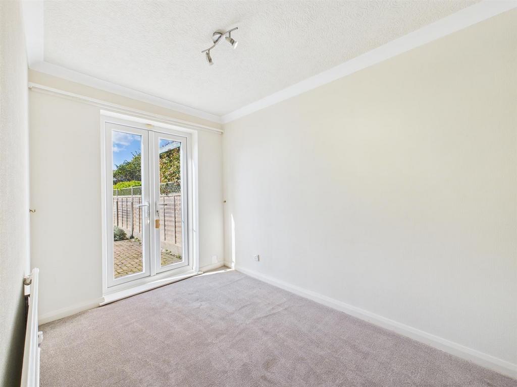 Bedroom: