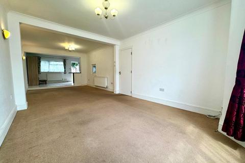 3 bedroom semi-detached house to rent, Whitefriars Drive, Harrow