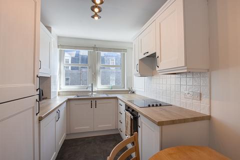 2 bedroom apartment to rent, Craigton Court, Aberdeen