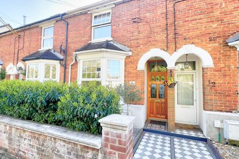 3 bedroom terraced house for sale - Charles Street, Petersfield GU32