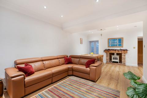 undefined, Charles Street, Petersfield GU32
