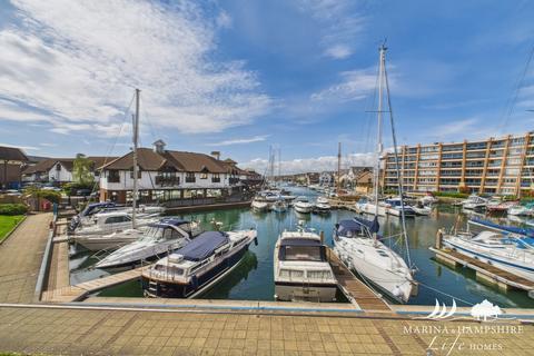 2 bedroom apartment for sale, Oyster Quay, Portsmouth PO6